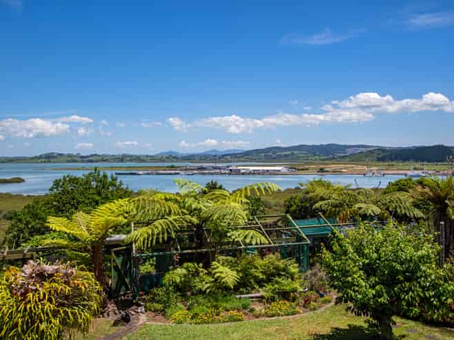52 West View Crescent, Onerahi