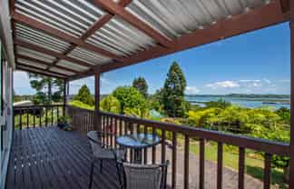 52 West View Crescent, Onerahi