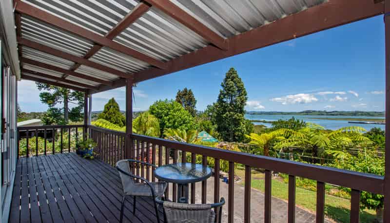 52 West View Crescent, Onerahi