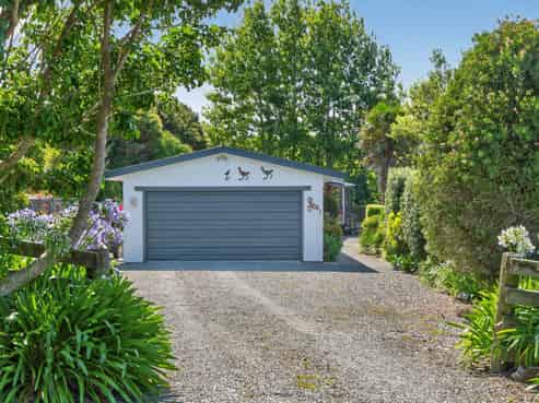 386 South Road, Waipu