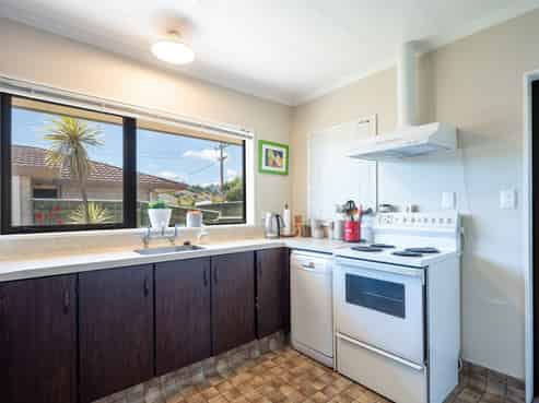 2/14 Marsden Road, Stoke