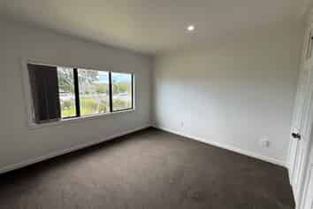 9 Grande Vue Road, Hill Park