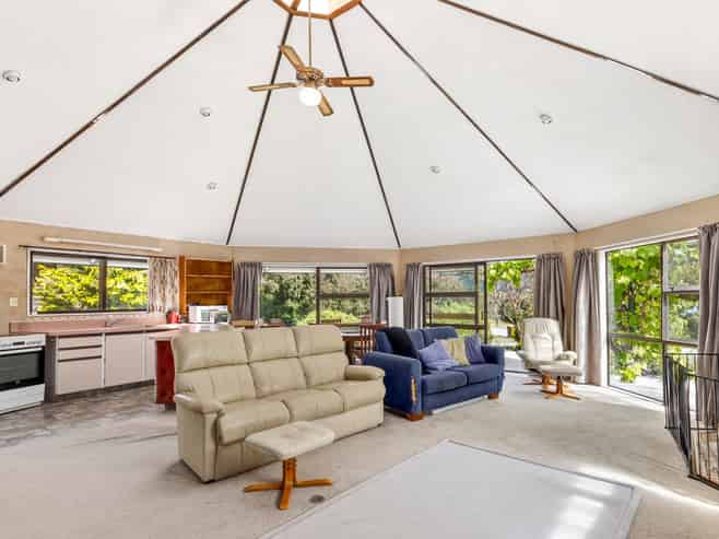 28 Flora Dora Parade, Lake Hawea