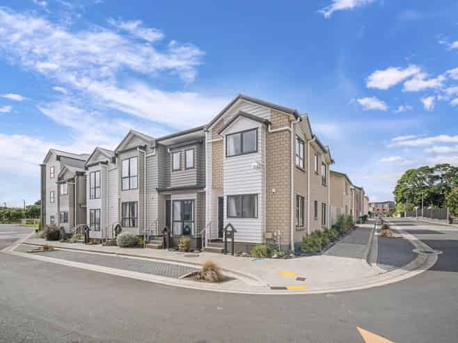 9/4 Wallson Crescent, Wiri