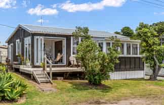 22 Kopipi Crescent, Ngunguru