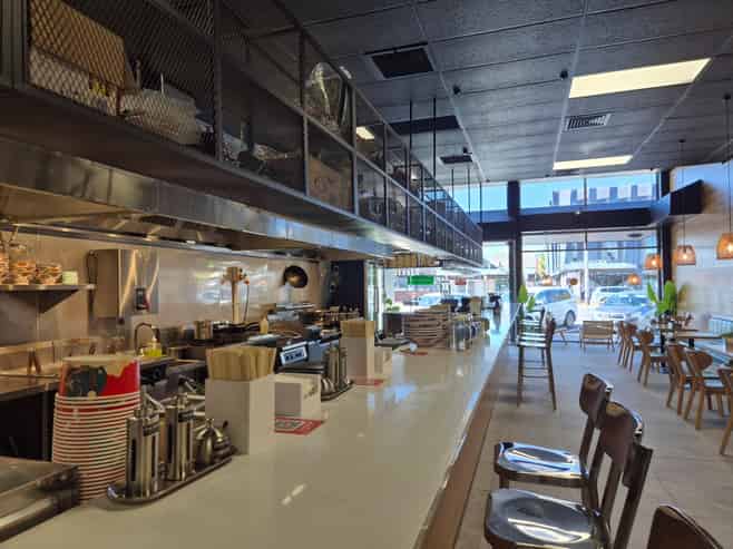 Strong Cashflow, Prime Freehold Location