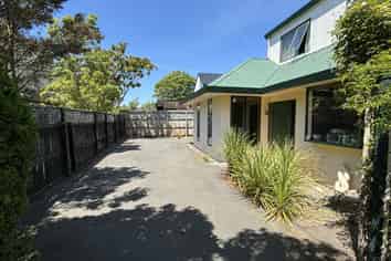 136 Innes Road, Saint Albans