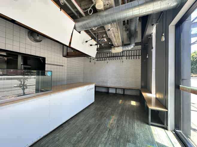 CBD FRINGE TURNKEY HOSPO - NO KEY MONEY NEEDED!
