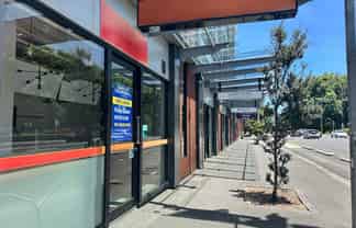 CBD FRINGE TURNKEY HOSPO - NO KEY MONEY NEEDED!
