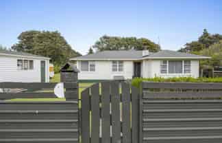 3 Warwick Street, Patea