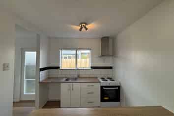 6/15 Buffon Street, Waltham