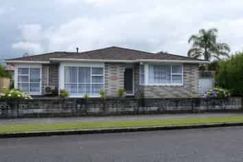 1 Hadfield St, Levin