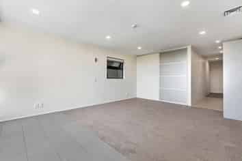 3X/16 Burton Street, Grafton