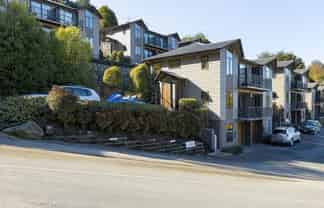 12/8 McKerrow Place, Sunshine Bay