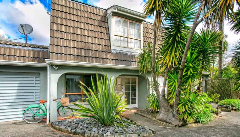 6 Burns Avenue, Takapuna