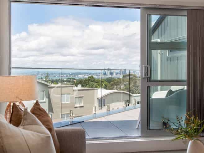 9/270 Onewa Road, Birkenhead