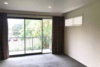 3/5A Opoia Road, Hamilton East