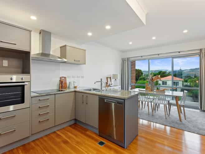 24/4 Seaview Road, Paraparaumu Beach