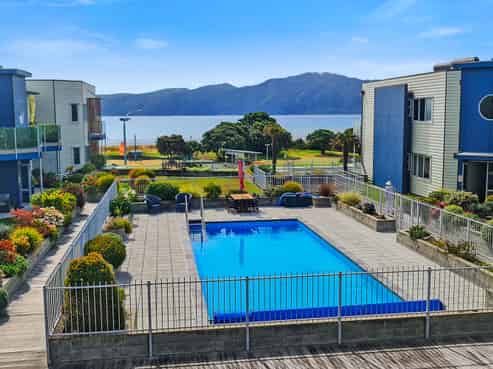 24/4 Seaview Road, Paraparaumu Beach