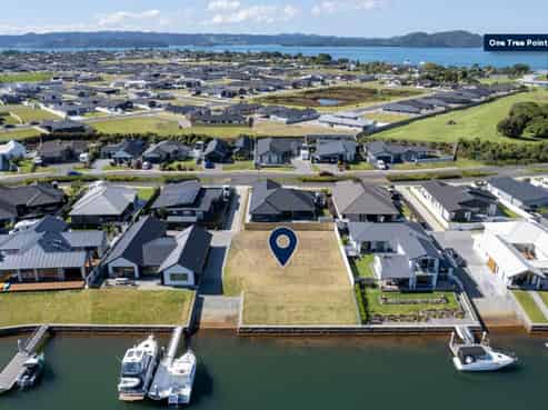 63 Stace Hopper Drive, One Tree Point