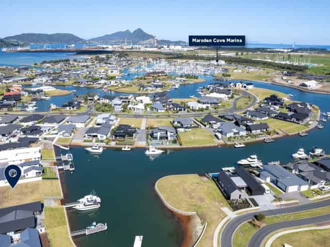 63 Stace Hopper Drive, One Tree Point