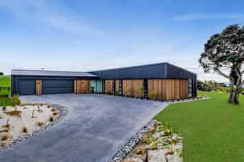 29 Washer Road, Omata