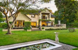 25 Hill Street North, Richmond