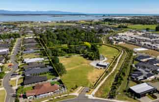 25 Hill Street North, Richmond