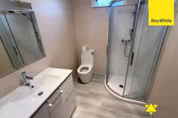 13 Roberton Road, Avondale