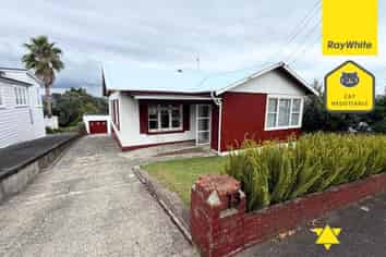 13 Roberton Road, Avondale