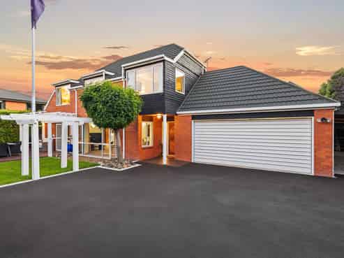 2/3 Creyke Road, Ilam