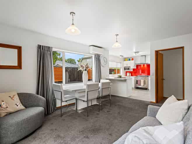 2/3 Creyke Road, Fendalton