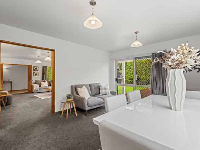 2/3 Creyke Road, Fendalton