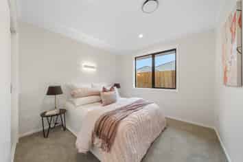 130 Silverstream Road, Crofton Downs