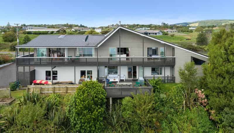 117 State Highway 33, Tikitere