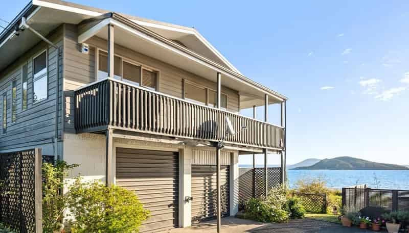 117 State Highway 33, Tikitere