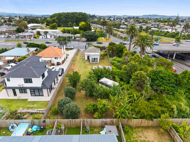 502 Massey Road, Mangere