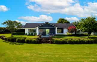 10 Cochrane Drive, Kerikeri