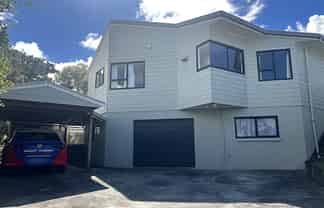 2/10 Sumich Place, West Harbour