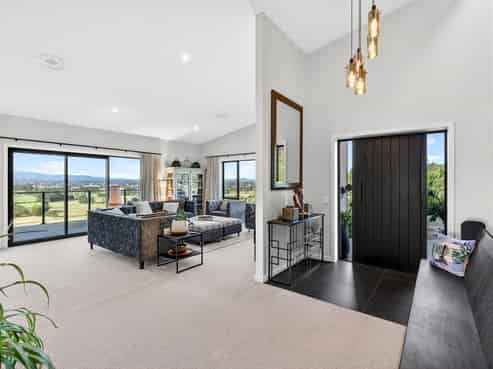 12 Airstrip Ridge, Parkvale