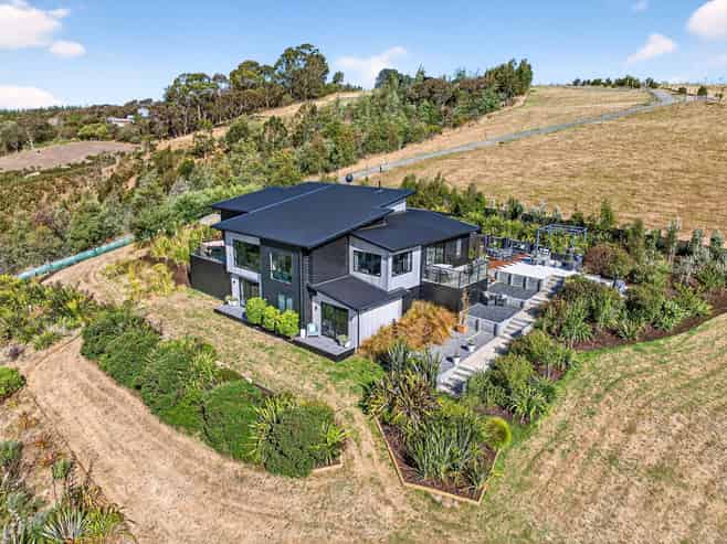 12 Airstrip Ridge, Parkvale