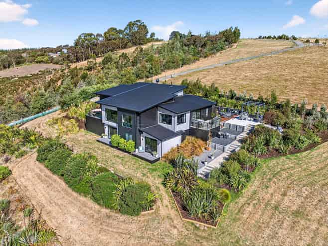 12 Airstrip Ridge, Parkvale