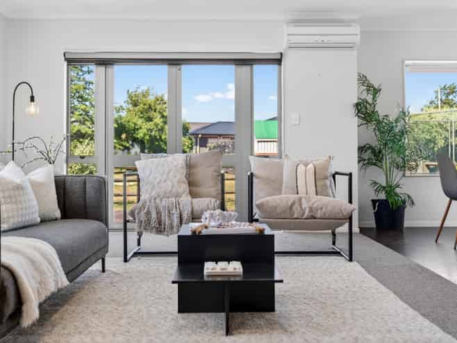 8 Redwood Lane, Martinborough