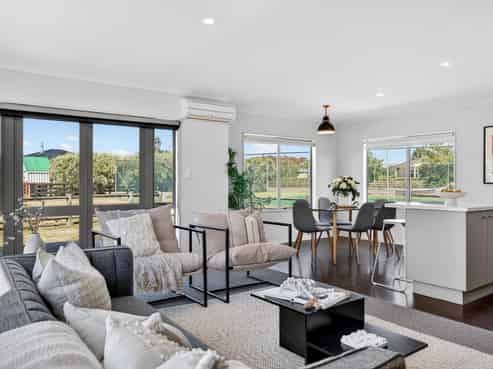 8 Redwood Lane, Martinborough