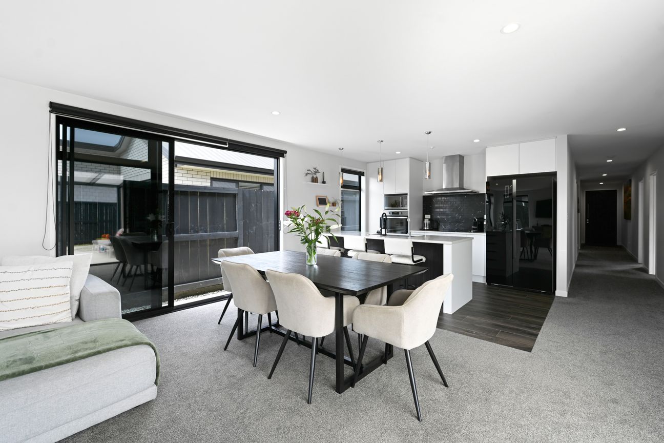 Modern Comfort Meets Solar Savings - Vaade 4