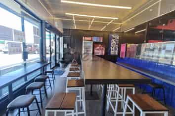 110 sqm Pakuranga Fully Equipped Restaurant