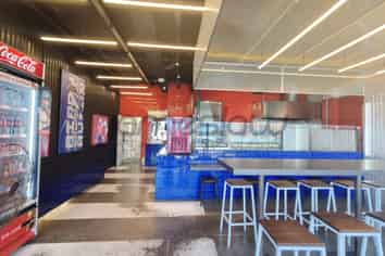 110 sqm Pakuranga Fully Equipped Restaurant