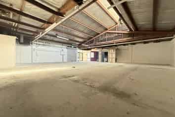 Gated Warehouse and Storage Facility | 540 m2