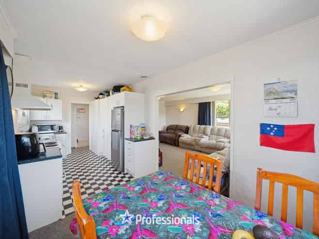 15 Wetherby Grove, Wainuiomata