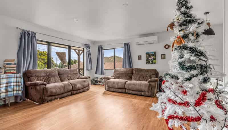 84b Porchester Road, Papakura